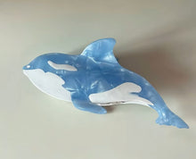 Load image into Gallery viewer, Whale Hair Claw - Light Blue
