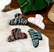 Load image into Gallery viewer, Aloha Fashion Hair Claw
