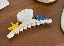 Load image into Gallery viewer, Ocean Treasures Hair Claw - White
