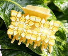 Load image into Gallery viewer, The Hawaiian Quilt Hair Claw Collection
